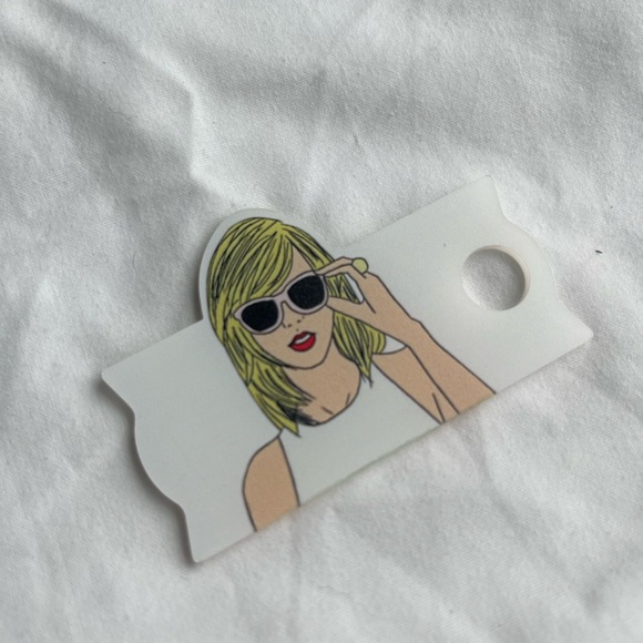 💛Taylor Swift Name Plate 20oz 30oz Stanley Cup Accessories H2.0 Tumbler Topper - Picture 9 of 10
